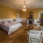 Logis & Restaurant Chateau De La Marjolaine Hotel 3*