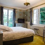Logis & Restaurant Chateau De La Marjolaine Hotel