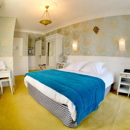 Logis Hôtel&restaurant Chateau De La Marjolaine Hotel 3*
