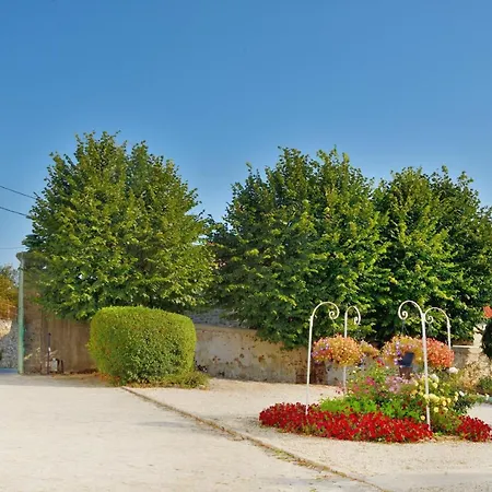 Logis & Restaurant Chateau De La Marjolaine Essomes-sur-Marne