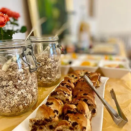 Chateau De La Marjolaine 3*