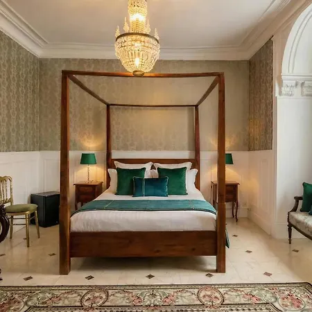 Logis & Restaurant Chateau De La Marjolaine Essomes-sur-Marne