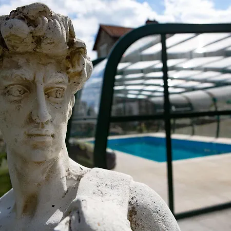 ホテル Logis & Restaurant Chateau De La Marjolaine 3*