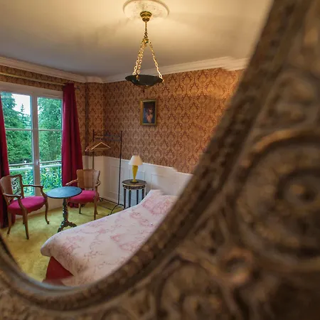 ホテル Logis & Restaurant Chateau De La Marjolaine 3*
