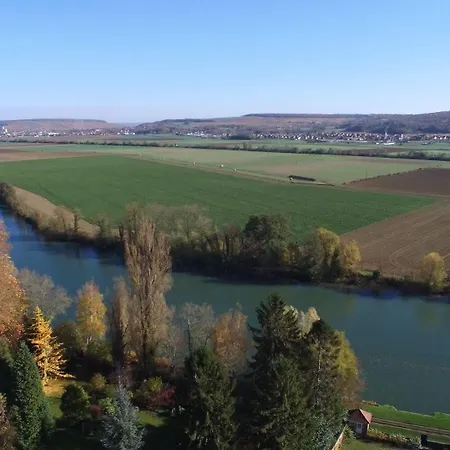Chateau De La Marjolaine 3*