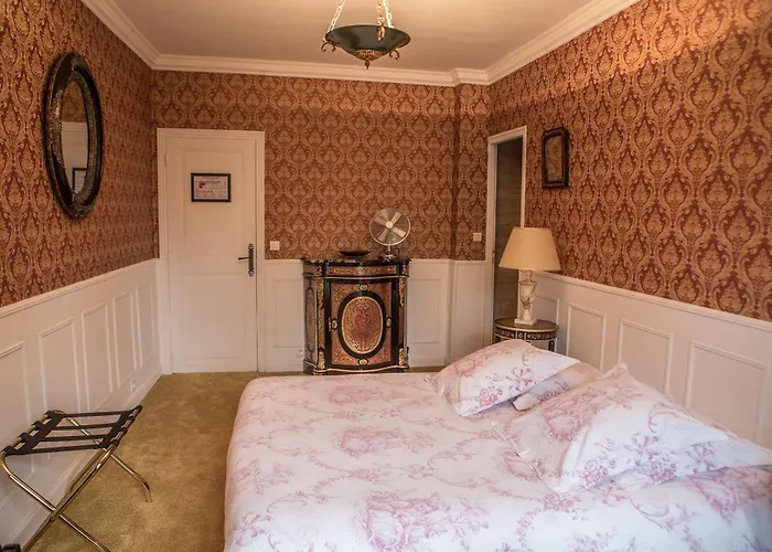 Chateau De La Marjolaine 3*