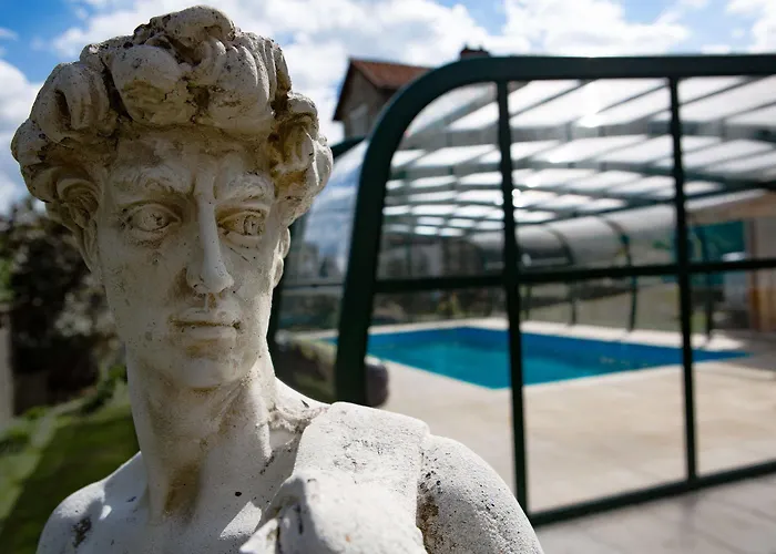 Hotel Chateau De La Marjolaine 3*